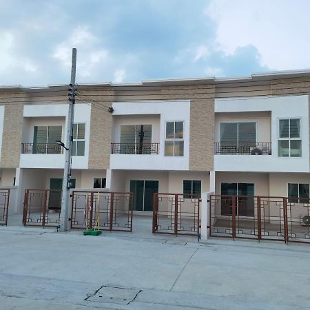 Yyk Holiday Rooms Ban Khlong Krang Εξωτερικό φωτογραφία